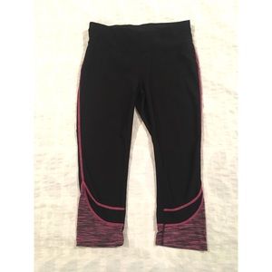 Xersion Capri Leggings